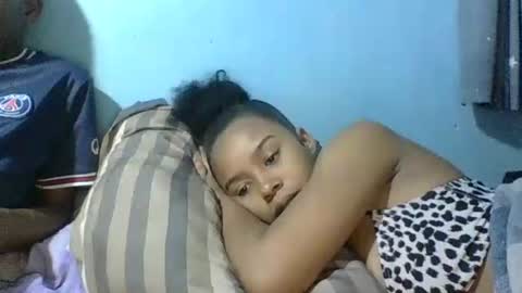 stephaolysca online show from April 12, 6:13 pm