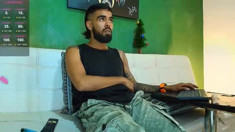    ................     online show from November 26, 2:23 am