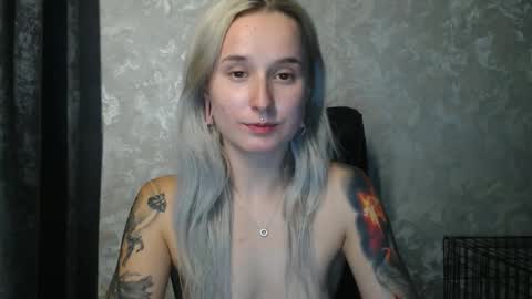 Snapshot of stephiepink chatting on November 7, 2:17 pm Grace online show from November 7, 2:17 pm