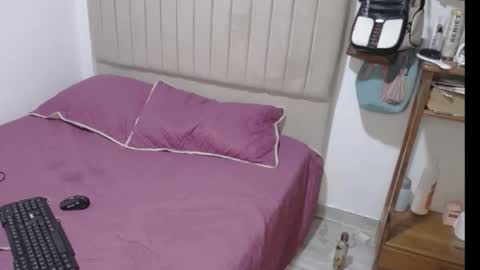 Snapshot of stepmom_slut_50_ chatting on September 10, 8:09 pm Angie mature online show from September 10, 8:09 pm