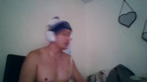 NineTwoFIve...... online show from December 22, 5:10 pm