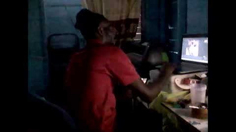 Snapshot of steve6247 chatting on June 8, 10:21 pm steve6247 online show from June 8, 10:21 pm