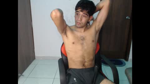 steven_126 online show from November 11, 6:13 am