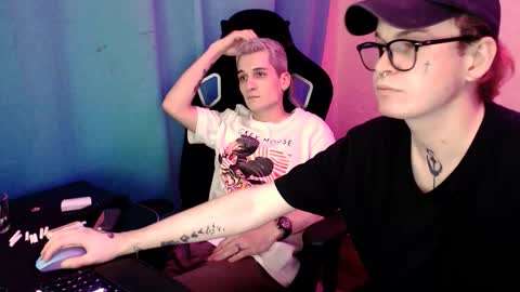 Steve online show from October 7, 2:58 pm