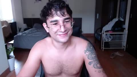 Alex   online show from July 5, 4:19 am