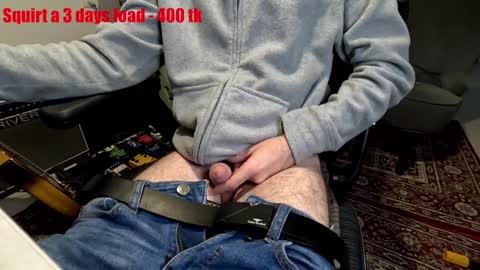 Snapshot of stevie_grey chatting on January 13, 6:27 am stevie_grey online show from January 13, 6:27 am