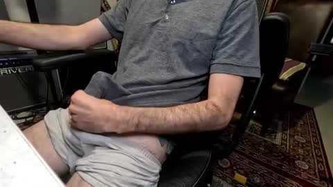 Snapshot of stevie_grey chatting on October 2, 1:07 pm stevie_grey online show from October 2, 1:07 pm