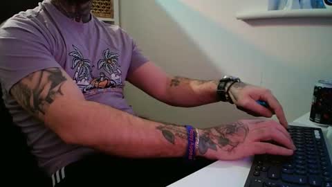 Snapshot of stevie_rae chatting on November 4, 4:28 pm stevie_rae online show from November 4, 4:28 pm