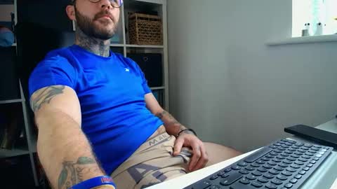 Snapshot of stevie_rae chatting on November 11, 9:09 am stevie_rae online show from November 11, 9:09 am