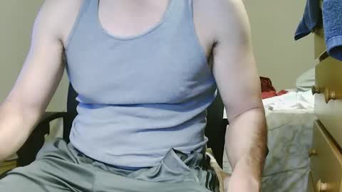 Snapshot of stevo69697 chatting on October 16, 4:35 am Chillguy online show from October 16, 4:35 am