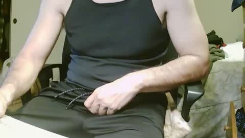 Snapshot of stevo69697 chatting on November 11, 6:46 am Chillguy online show from November 11, 6:46 am