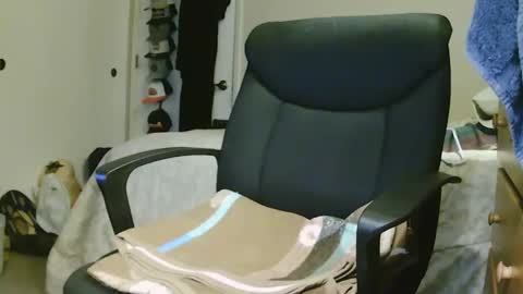 Chillguy online show from April 14, 3:56 am