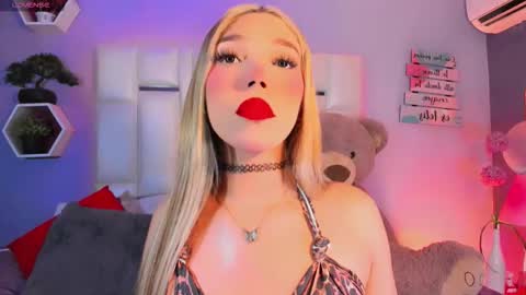 Snapshot of steyseequeen chatting on October 10, 6:23 am Steisee Reyes online show from October 10, 6:23 am