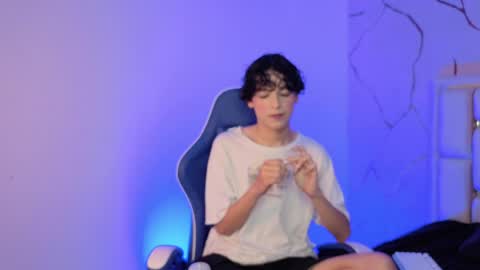 Sthepano  online show from March 31, 3:30 am