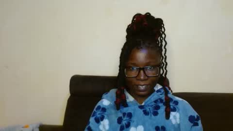 Snapshot of sticklavah chatting on October 29, 8:49 am sticklavah online show from October 29, 8:49 am