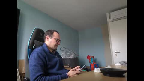 stickolive1 online show from October 15, 8:25 am