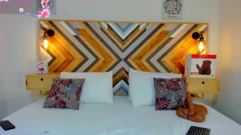 Snapshot of stifany_cooper chatting on January 15, 7:44 pm stifany cooper online show from January 15, 7:44 pm