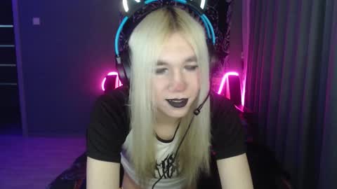 Steve online show from January 15, 7:17 pm