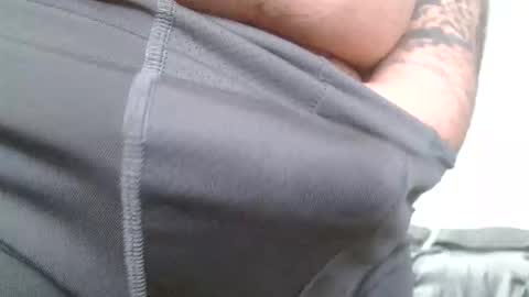 Snapshot of stiffy_cream494 chatting on April 7, 8:20 pm Stiffy online show from April 7, 8:20 pm