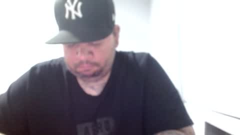 Snapshot of stiffy_cream494 chatting on April 30, 6:20 am Stiffy online show from April 30, 6:20 am