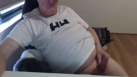 stiffyman55 online show from September 30, 4:39 am
