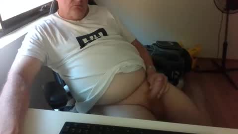 stiffyman55 online show from February 4, 3:34 am