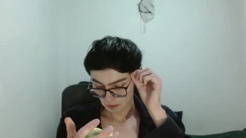 Snapshot of stiv_grant chatting on February 18, 6:59 pm stiv_grant online show from February 18, 6:59 pm