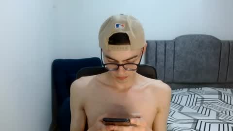 stiv_grant online show from July 14, 12:02 am