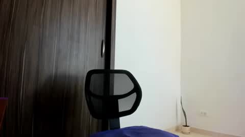 stiven_trainer online show from April 26, 2:37 pm