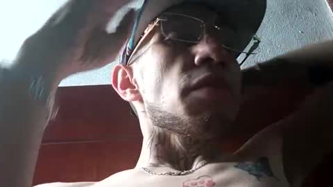 stivenarriero4 online show from April 4, 4:48 pm