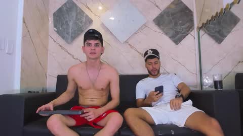 Snapshot of stivendreams chatting on February 15, 7:51 am friends online show from February 15, 7:51 am