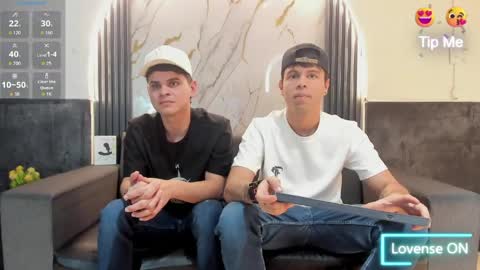 friends online show from May 8, 3:56 am