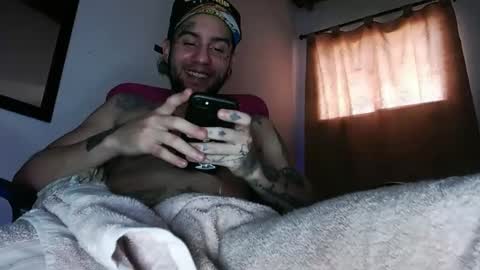 Snapshot of stivenunivers996 chatting on January 15, 7:44 pm stiven online show from January 15, 7:44 pm