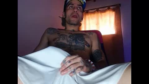 Snapshot of stivenunivers996 chatting on February 15, 4:23 pm stiven online show from February 15, 4:23 pm