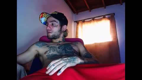 Snapshot of stivenunivers996 chatting on February 27, 7:04 pm stiven online show from February 27, 7:04 pm