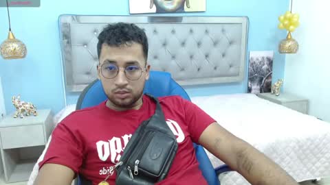 STIV AND TACZU online show from December 4, 12:58 pm