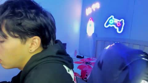 Stiwen online show from October 7, 1:19 pm