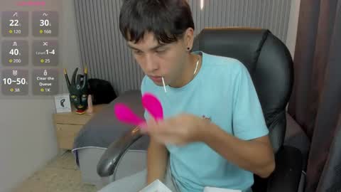 Stiwen online show from June 3, 2:08 pm