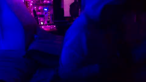 stl_puhcz_glob3r online show from November 18, 9:03 am