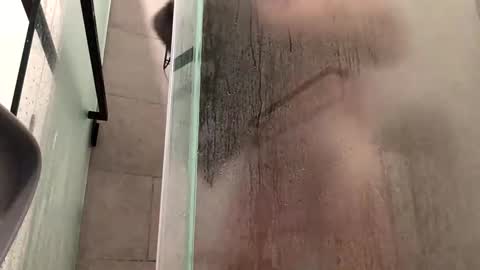 Snapshot of stlhotwifeguy chatting on January 6, 6:31 pm stlhotwifeguy online show from January 6, 6:31 pm