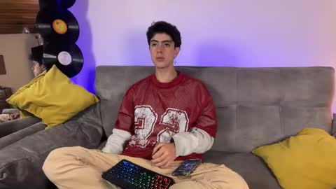 Stolas online show from February 24, 11:25 pm