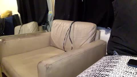 stone120695 online show from April 2, 5:49 am