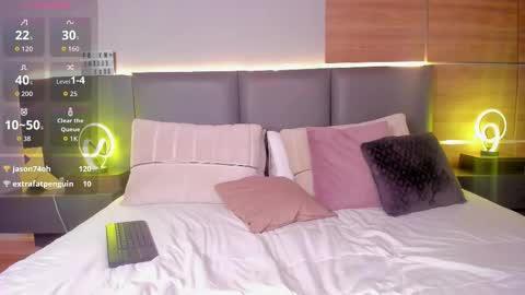 Stone Lee  online show from October 13, 8:47 am