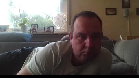 stoned1983 online show from November 17, 11:05 am