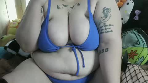 Snapshot of stonedbbw01 chatting on November 18, 5:56 am stonedbbw01 online show from November 18, 5:56 am