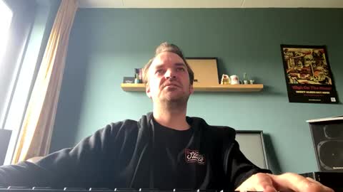 Snapshot of stonednboner chatting on October 18, 1:45 pm Stonerboner online show from October 18, 1:45 pm