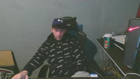 stonedpanda77 online show from December 27, 8:28 pm