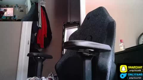stoner394 online show from June 3, 1:30 am