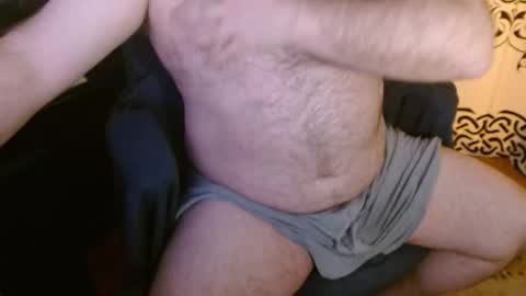 Snapshot of stonerbear42 chatting on January 9, 9:37 pm Stonerbear42 online show from January 9, 9:37 pm