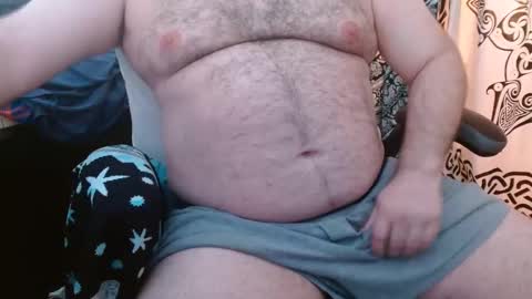 Snapshot of stonerbear42 chatting on February 10, 12:50 pm Stonerbear42 online show from February 10, 12:50 pm